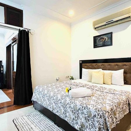 Olive Serviced Apartments - Defence Colony New Delhi Exterior photo