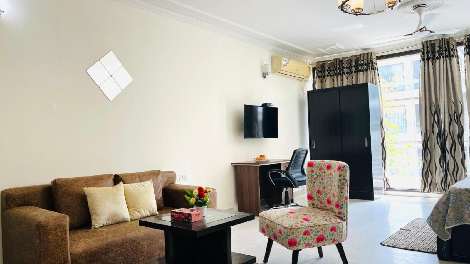 Olive Serviced Apartments - Defence Colony New Delhi Exterior photo